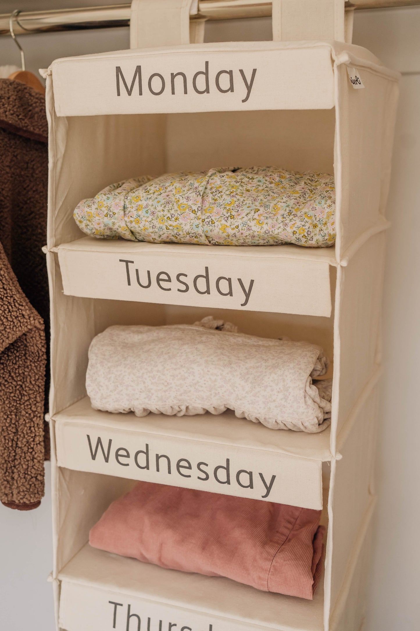 Weekly Linen Clothes Organizer